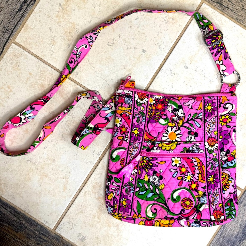 Vera Bradley Disney Quilted Crossbody Purse colab retired print